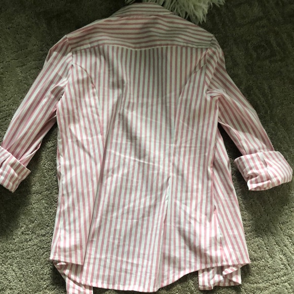 Express Woman’s collared button down - Picture 5 of 5